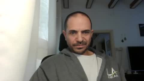 Snapshot of emmagold123 chatting on 01.09.25 Ariel online show from 01.09.25