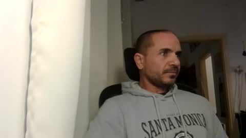 Snapshot of emmagold123 chatting on 01.09.25 Ariel online show from 01.09.25