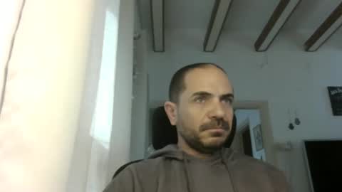 Snapshot of emmagold123 chatting on 02.14.25 Ariel online show from 02.14.25