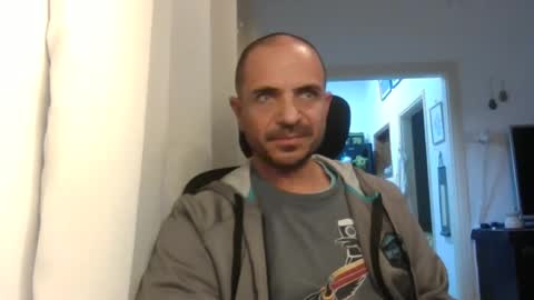 Snapshot of emmagold123 chatting on 02.21.25 Ariel online show from 02.21.25