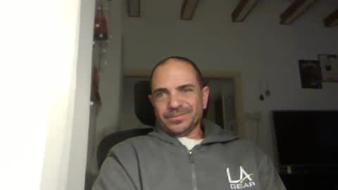 Snapshot of emmagold123 chatting on 03.05.25 Ariel online show from 03.05.25