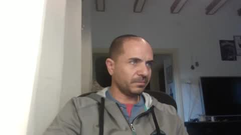 Snapshot of emmagold123 chatting on 03.07.25 Ariel online show from 03.07.25