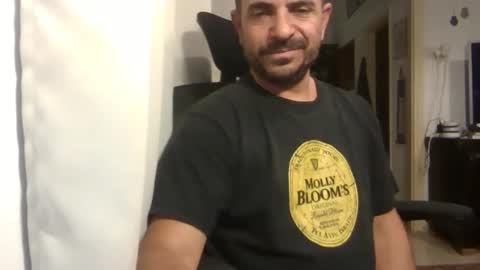 Snapshot of emmagold123 chatting on 10.28.25 Ariel online show from 10.28.25