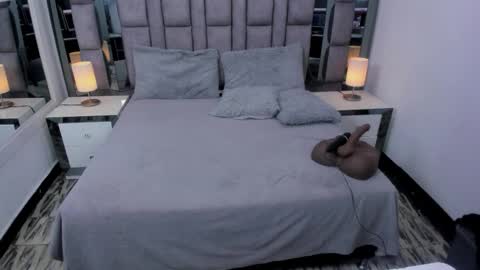 EMMA HILL online show from 11.03.25