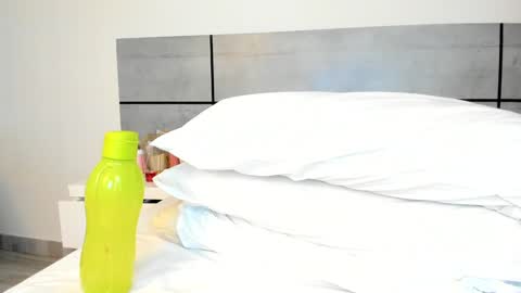  Emma  online show from 01.25.25