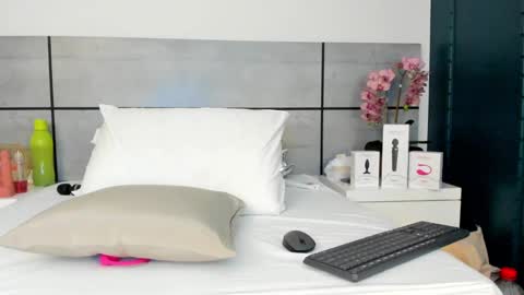  Emma  online show from 03.02.25