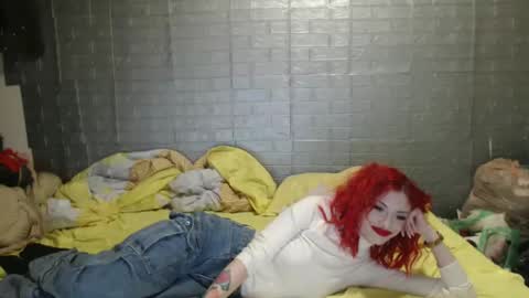 Snapshot of emmily000 chatting on 01.17.25 Emmily000 online show from 01.17.25