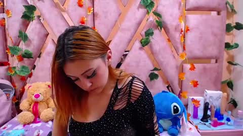 Snapshot of emmily_walker chatting on 12.19.24 EmmilyWalker online show from 12.19.24