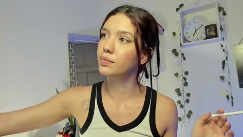 Snapshot of emperatriiiz chatting on 01.11.25 Emperatriz online show from 01.11.25