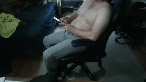Snapshot of emsguy1 chatting on 10.02.25 Matt online show from 10.02.25