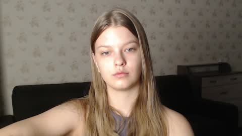 Snapshot of emysway chatting on 01.21.25 EmySway online show from 01.21.25