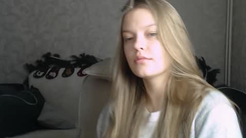 Snapshot of emysway chatting on 01.26.25 EmySway online show from 01.26.25