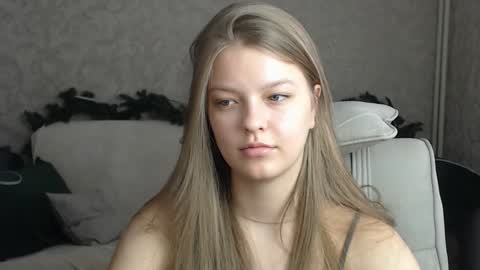Snapshot of emysway chatting on 01.30.25 EmySway online show from 01.30.25