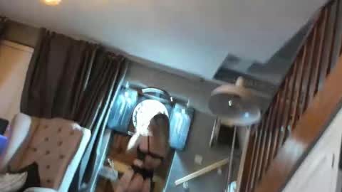 Snapshot of englishcouple81 chatting on 10.11.25 englishcouple81 online show from 10.11.25