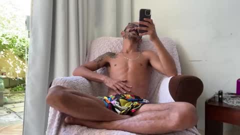 Snapshot of enjoythetrip chatting on 01.17.25 Luke online show from 01.17.25