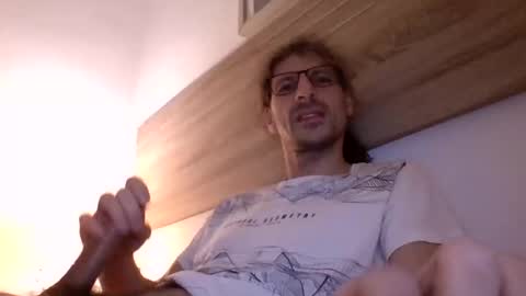 Snapshot of enri222 chatting on 02.25.25 rineking online show from 02.25.25