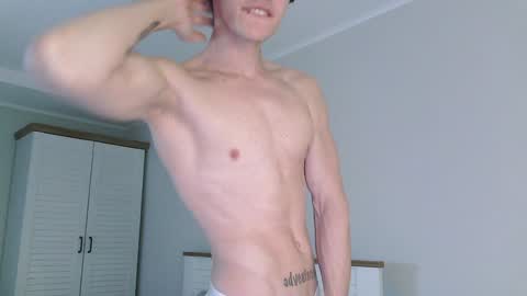 Snapshot of eric_crush chatting on 01.09.25 Eric Crush online show from 01.09.25