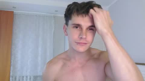 Snapshot of eric_crush chatting on 09.24.25 Eric Crush online show from 09.24.25