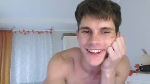 Snapshot of eric_crush chatting on 10.08.25 Eric Crush online show from 10.08.25