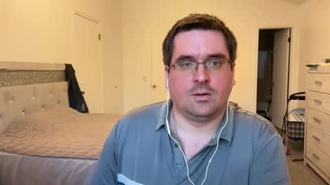 Snapshot of eric_heim chatting on 11.10.25 eric heim online show from 11.10.25