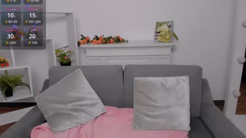 erica_love_ online show from 10.08.25