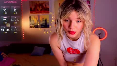 Snapshot of erica_winterr chatting on 02.04.25 Erica Winterr online show from 02.04.25