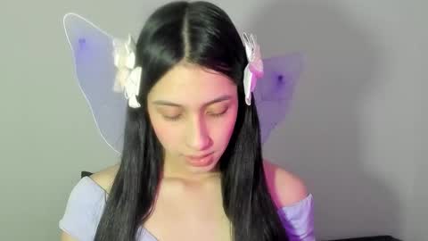 Snapshot of ericbana_ chatting on 11.01.25 Dayanna online show from 11.01.25