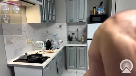 Snapshot of ericeric507 chatting on 03.05.25 Nick online show from 03.05.25