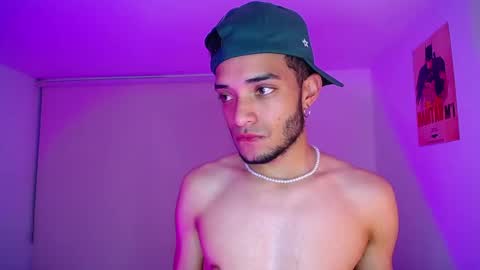 Snapshot of eros_chipre chatting on 12.13.24 Eros online show from 12.13.24