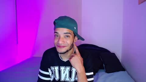 Snapshot of eros_chipre chatting on 12.13.24 Eros online show from 12.13.24