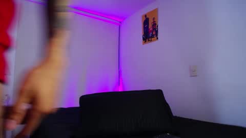 Snapshot of eros_chipre chatting on 02.15.25 Eros online show from 02.15.25