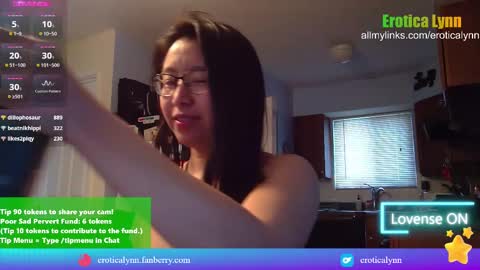 Snapshot of eroticalynn chatting on 02.18.25 Lynn online show from 02.18.25