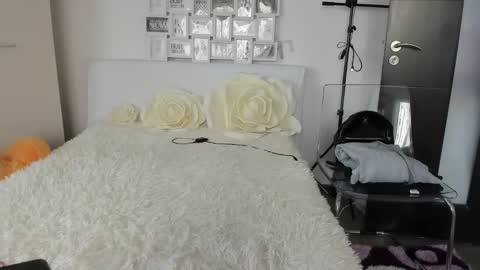 Snapshot of eroticsensualkitty4u chatting on 01.07.25 eroticsensualkitty4u online show from 01.07.25