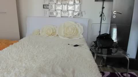 Snapshot of eroticsensualkitty4u chatting on 02.10.25 eroticsensualkitty4u online show from 02.10.25