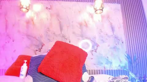 Snapshot of esmeralda_duarte chatting on 02.20.25 esmeralda online show from 02.20.25