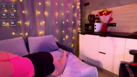 Esmi online show from 12.05.25