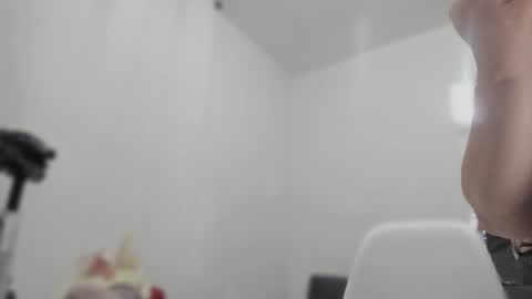 Snapshot of esmeraldo_mfc chatting on 02.12.25 Esmeralda online show from 02.12.25