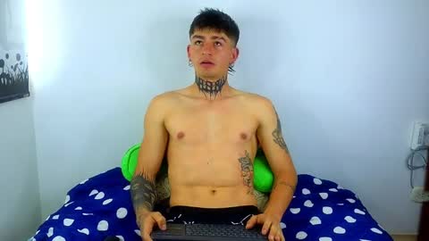 Snapshot of estebanchar_ chatting on 02.28.25 Esteban independent model online show from 02.28.25
