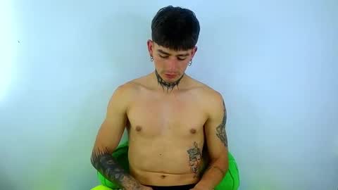 Snapshot of estebanchar_ chatting on 03.06.25 Esteban independent model online show from 03.06.25