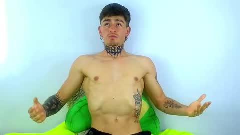 Snapshot of estebanchar_ chatting on 03.08.25 Esteban independent model online show from 03.08.25