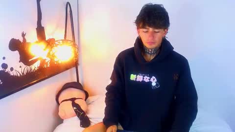 Snapshot of estebanchar_ chatting on 09.16.25 Esteban independent model online show from 09.16.25
