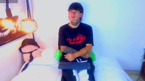 Snapshot of estebanchar_ chatting on 09.18.25 Esteban independent model online show from 09.18.25