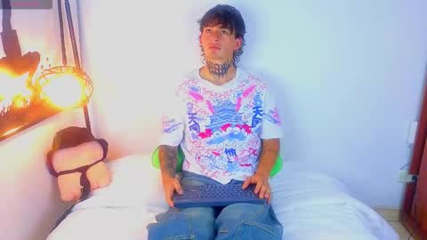 Snapshot of estebanchar_ chatting on 09.24.25 Esteban independent model online show from 09.24.25