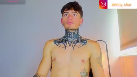 Snapshot of estebanchar_ chatting on 10.17.25 Esteban independent model online show from 10.17.25