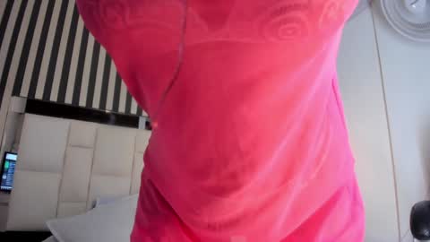 estefania__gomez online show from 02.02.25