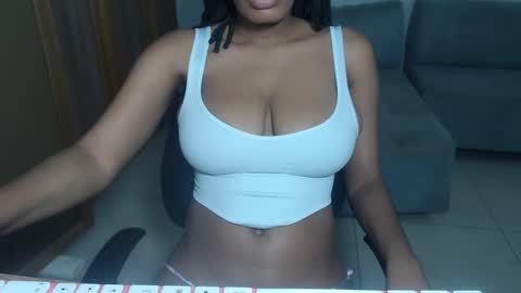 Snapshot of estefania_starlovee chatting on 12.04.24 estefania_starlovee online show from 12.04.24