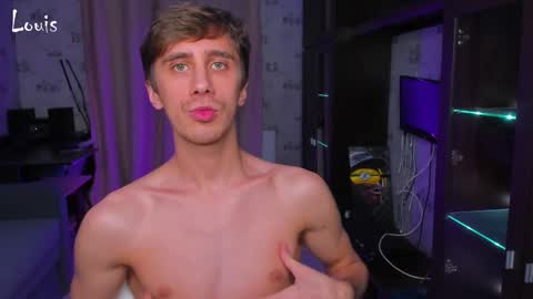 Snapshot of esthetics_boys chatting on 12.02.24 LOUIS online show from 12.02.24