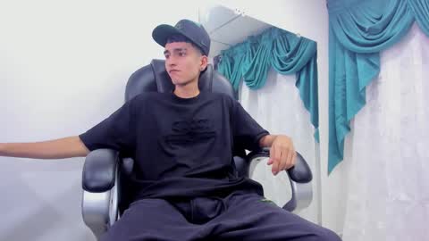 Ethan online show from 01.03.25