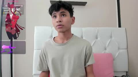 Snapshot of ethan_westt chatting on 09.13.25 Ethan online show from 09.13.25