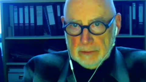 Snapshot of etonne chatting on 01.13.25 etonne online show from 01.13.25